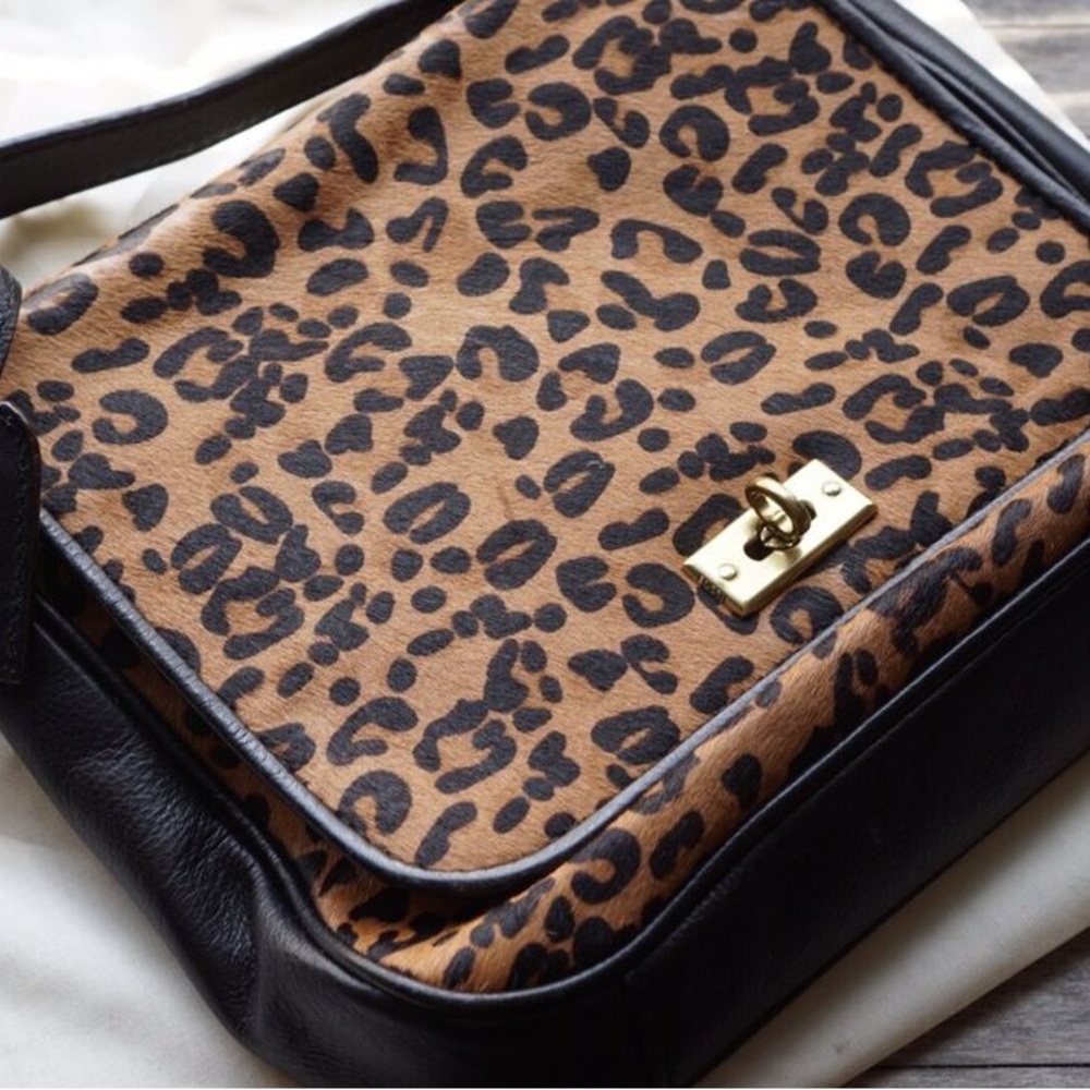 ❌Vintage Fossil Calf Hair cheetah/ leopard print Leather Crossbody Handbag